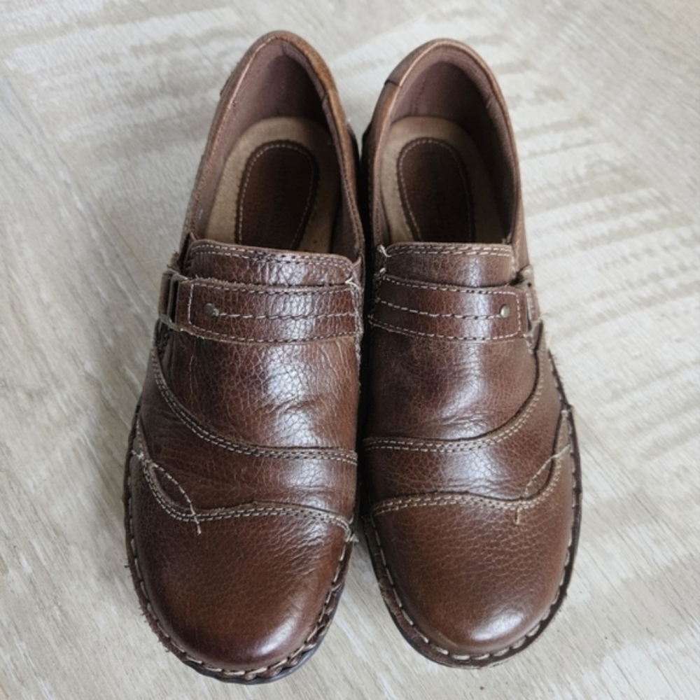 Earth Origins Leather Loafers - Picture 3 of 16